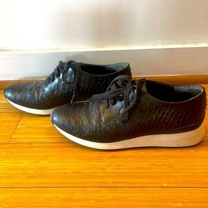 Vince black alligator skin shoes, size 8